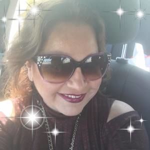 Meet your Posher, Leticia