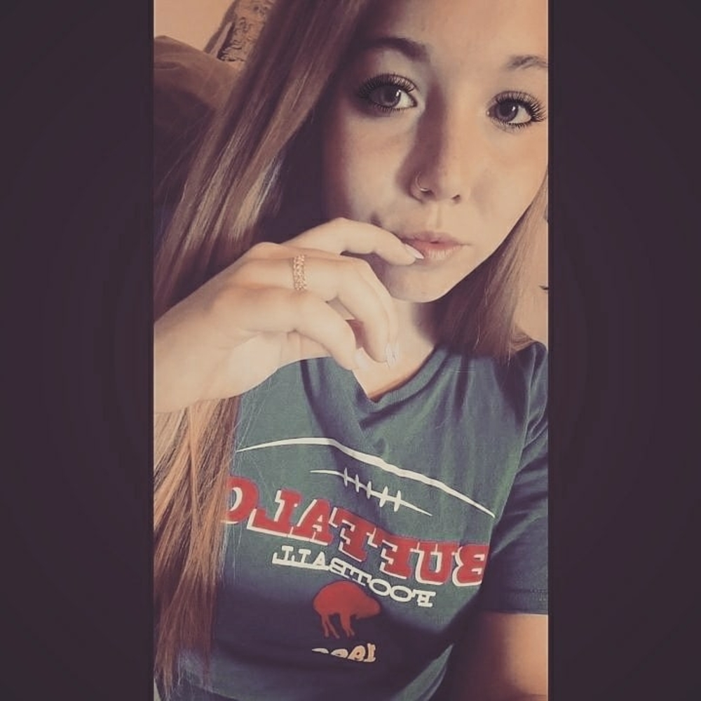 Meet your Posher, Alyssa