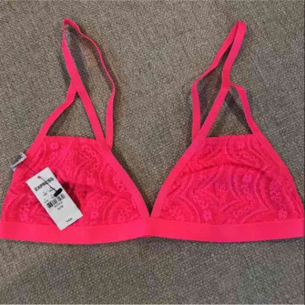 EXPRESS⭐PINK UNLINED BRALETTE