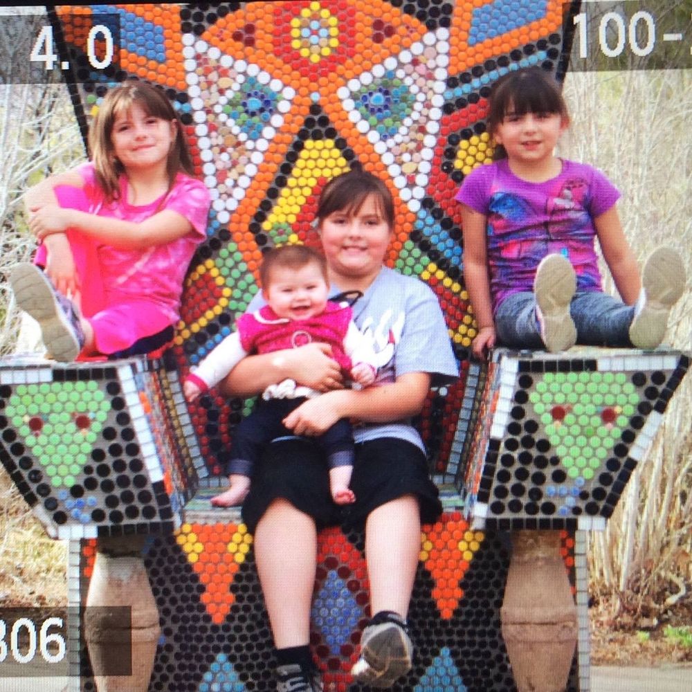 Meet your Posher, Antoinette