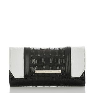 Brahmin wallet
