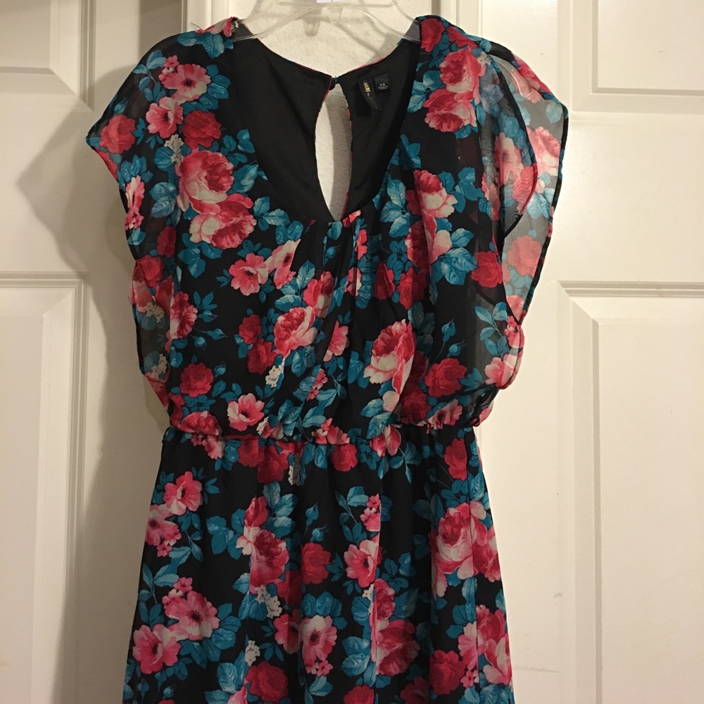 🌼🌸🌺NEW WANT AND NEED DRESS SIZE: XSMALL - Picture 3 of 6