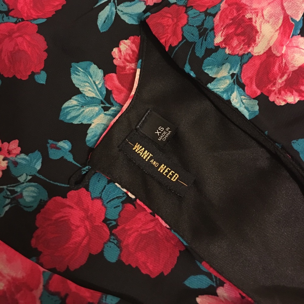 🌼🌸🌺NEW WANT AND NEED DRESS SIZE: XSMALL - Picture 6 of 6