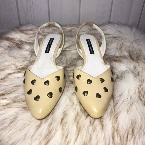 Chinese Laundry Heart Stud Kitten Heels - Picture 1 of 5