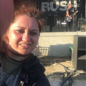 Meet your Posher, Whitney