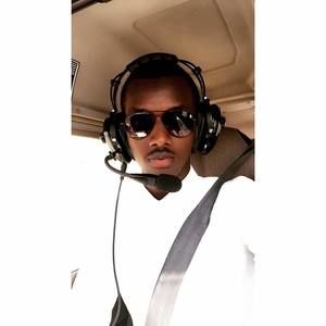 Meet your Posher, Guy-orlay