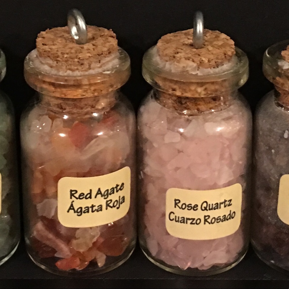 6 Semiprecious Stone Bottle Pendants - Picture 5 of 8