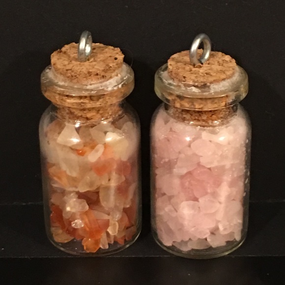 6 Semiprecious Stone Bottle Pendants - Picture 6 of 8