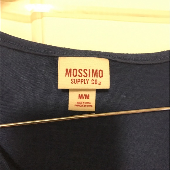 M crop top - Picture 2 of 2