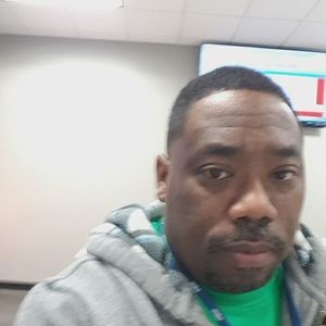 Meet your Posher, Roy