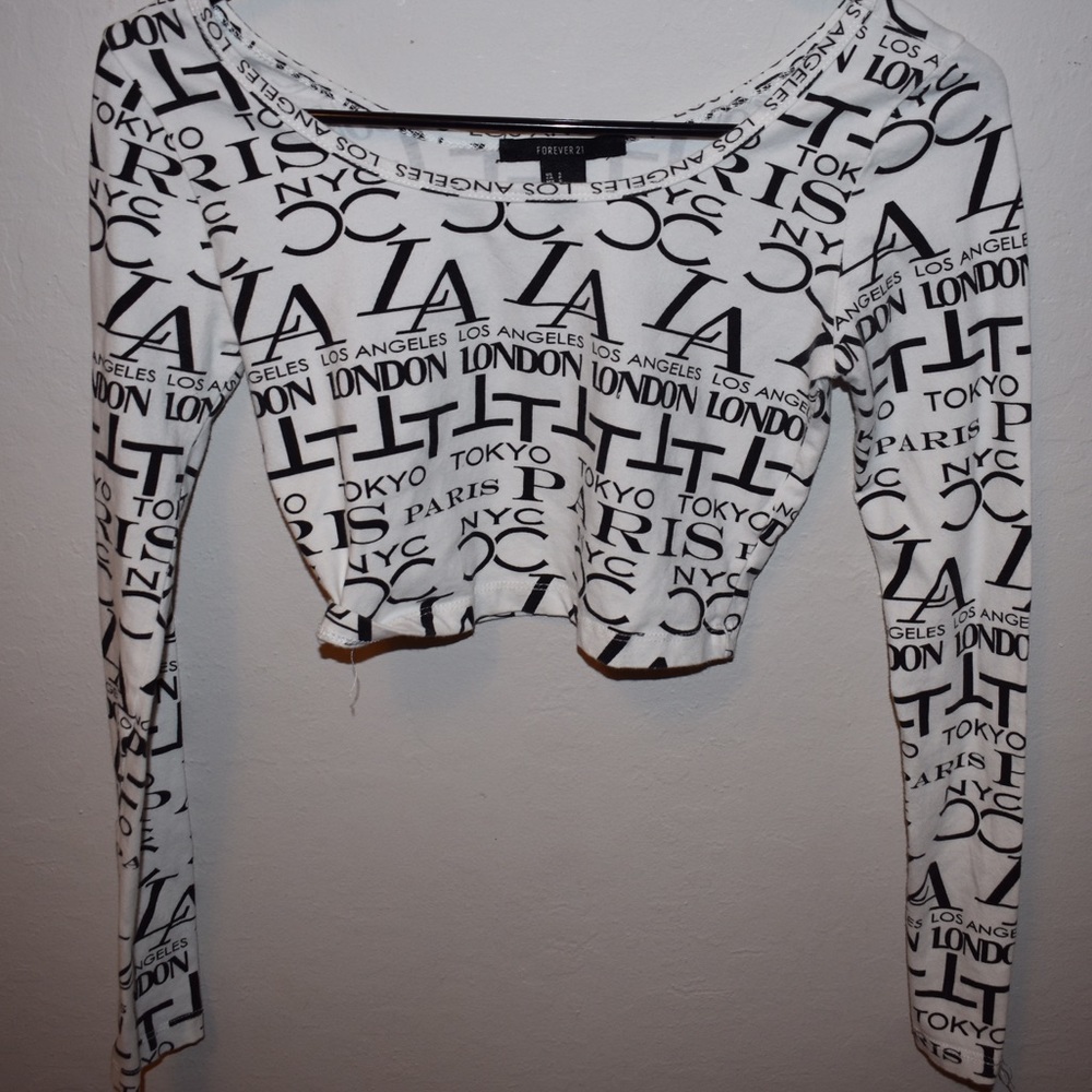 long sleeve crop top