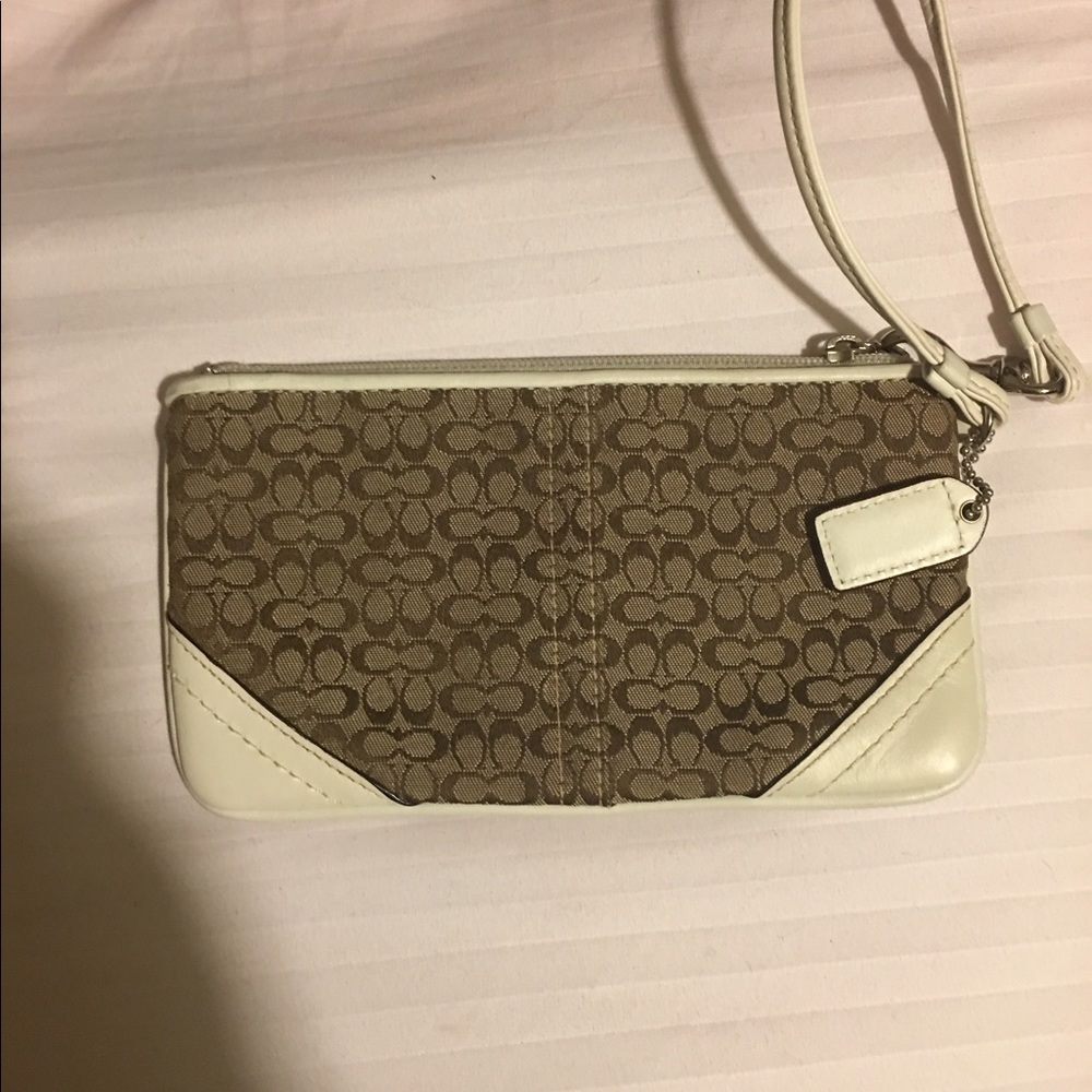 Coach - Picture 2 of 3