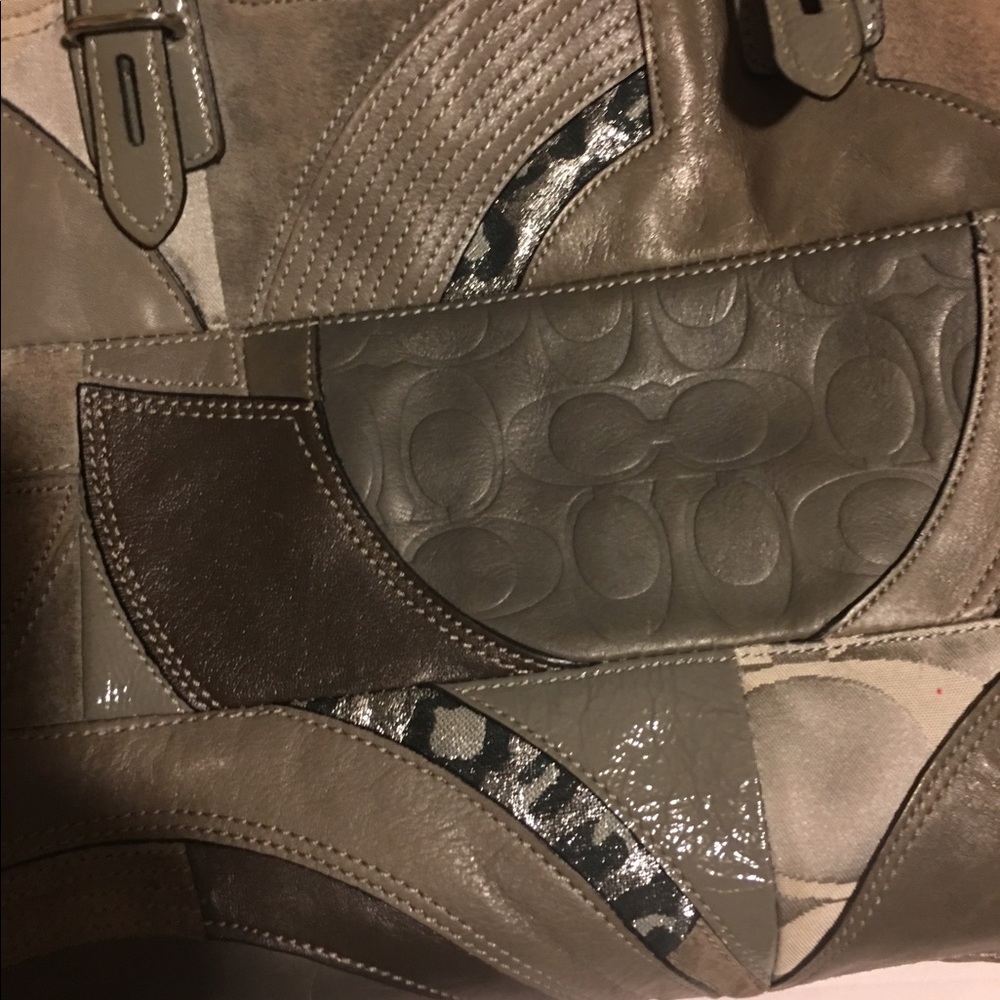 Coach - Picture 2 of 3