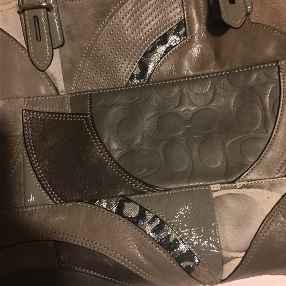 Coach - Picture 2 of 3