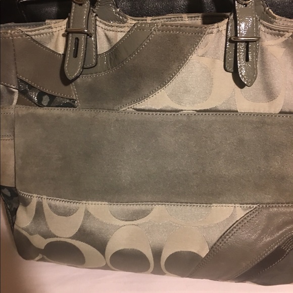 Coach - Picture 3 of 3