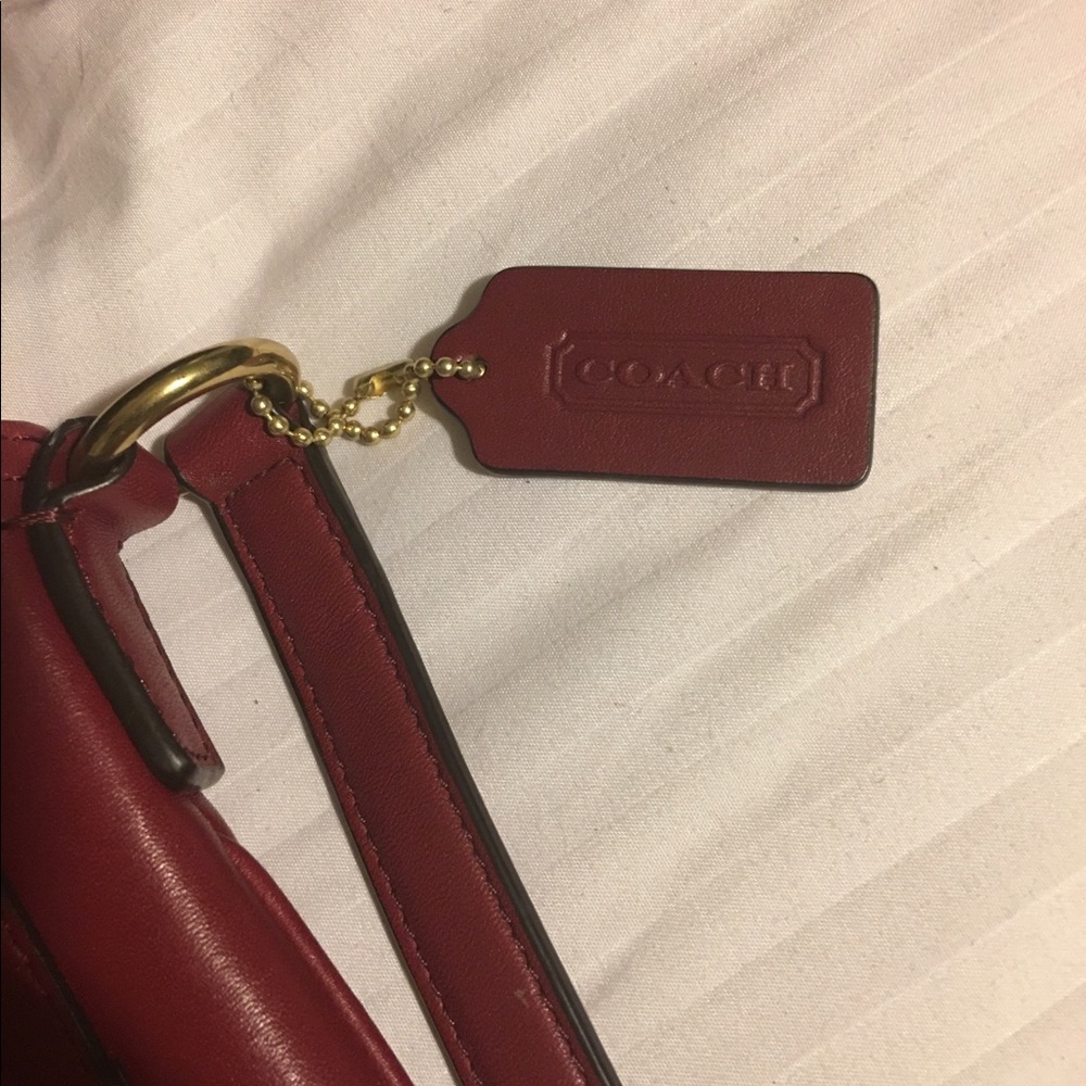 Coach - Picture 2 of 3