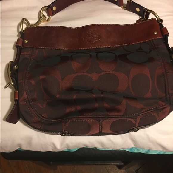 Coach - Picture 4 of 4