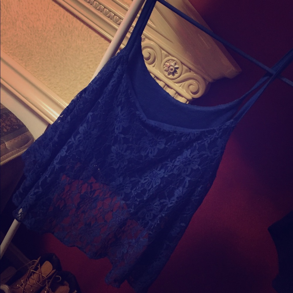 Strap shirt