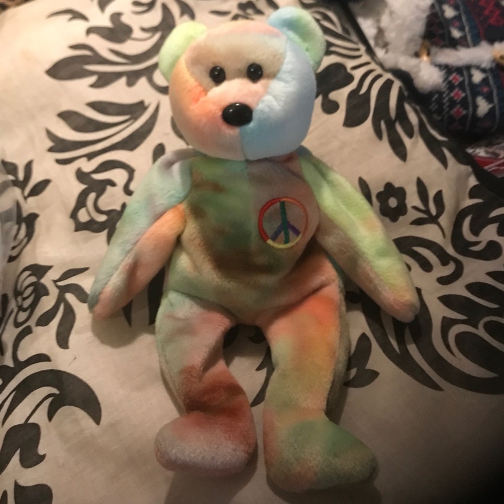 Peace the Beanie Babie offers welcome!