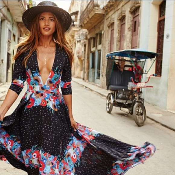 Dresses & Skirts - Boho Maxi Dress