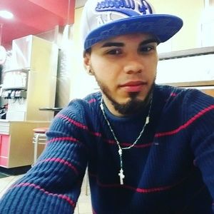 Meet your Posher, Jonathan