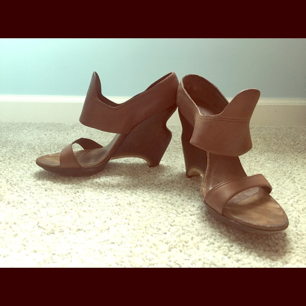 AllSaints Spitalfields Brown Leather wedges sz 40