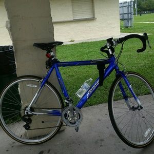 Meet your Posher, Hector