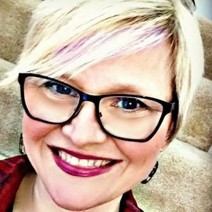 Meet your Posher, Kari