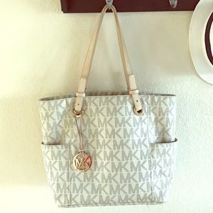 Michael Kors tote