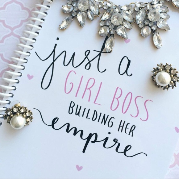 Pearl Statement Earrings - Picture 3 of 6