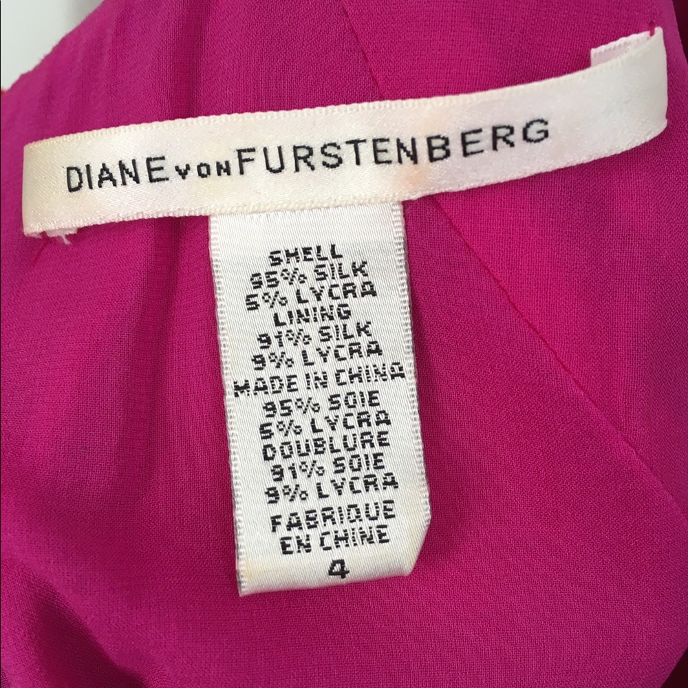 ❌SOLD❌Diane Von Furstenberg dress with back zipper - Picture 6 of 6