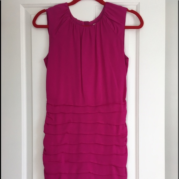 ❌SOLD❌Diane Von Furstenberg dress with back zipper - Picture 3 of 6