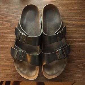 Size 11 Birkenstock sandals Narrow