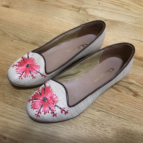 Chinese Laundry Shoes - CL Laundry flower flats. Size 7.5.
