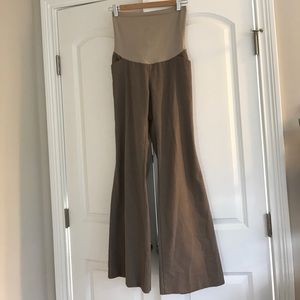 X sold X Motherhood Maternity pants 🤰trousers