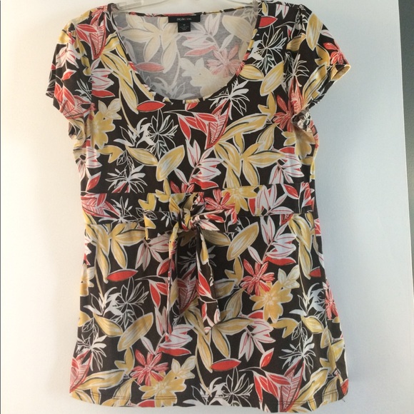 Style & Co Shirt.  Empire waist with bow. - Picture 1 of 4