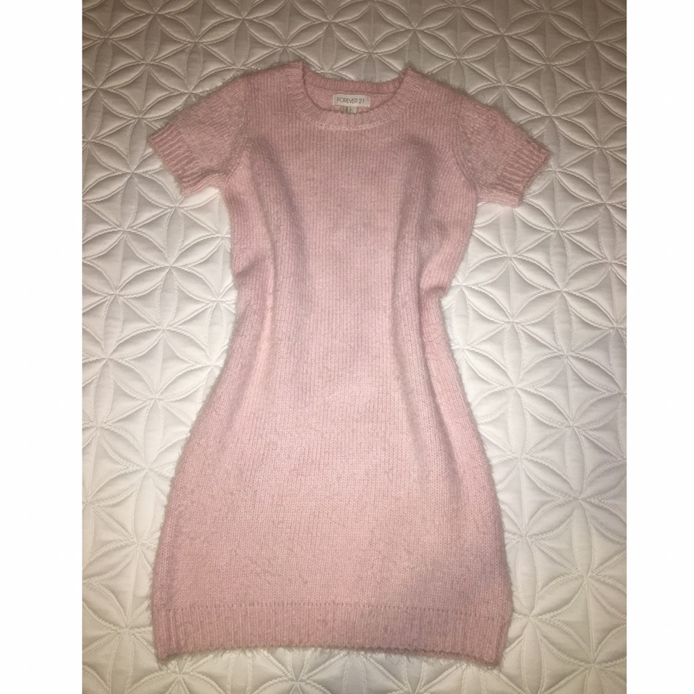 Forever 21 Furry Light Pink Sweater Dress 💕