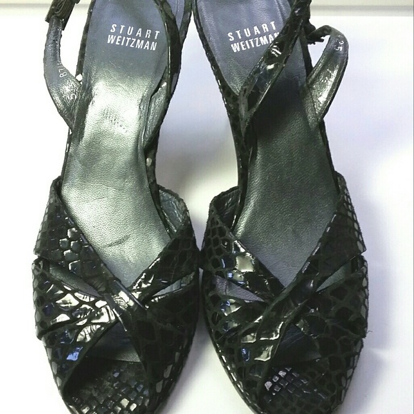 Black Stuart Weitzman sandals. Size 7.5 N (Narrow) - Picture 2 of 4