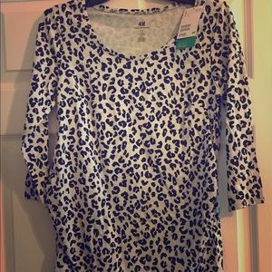 Cheetah gray and white maternity top medium h&m