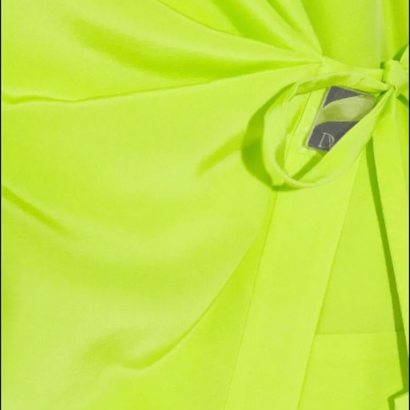 NWT Diane Von Furstenberg DVF Neon Silk Wrap Top - Picture 5 of 6