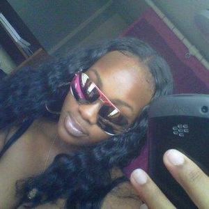 Meet your Posher, Roxanne