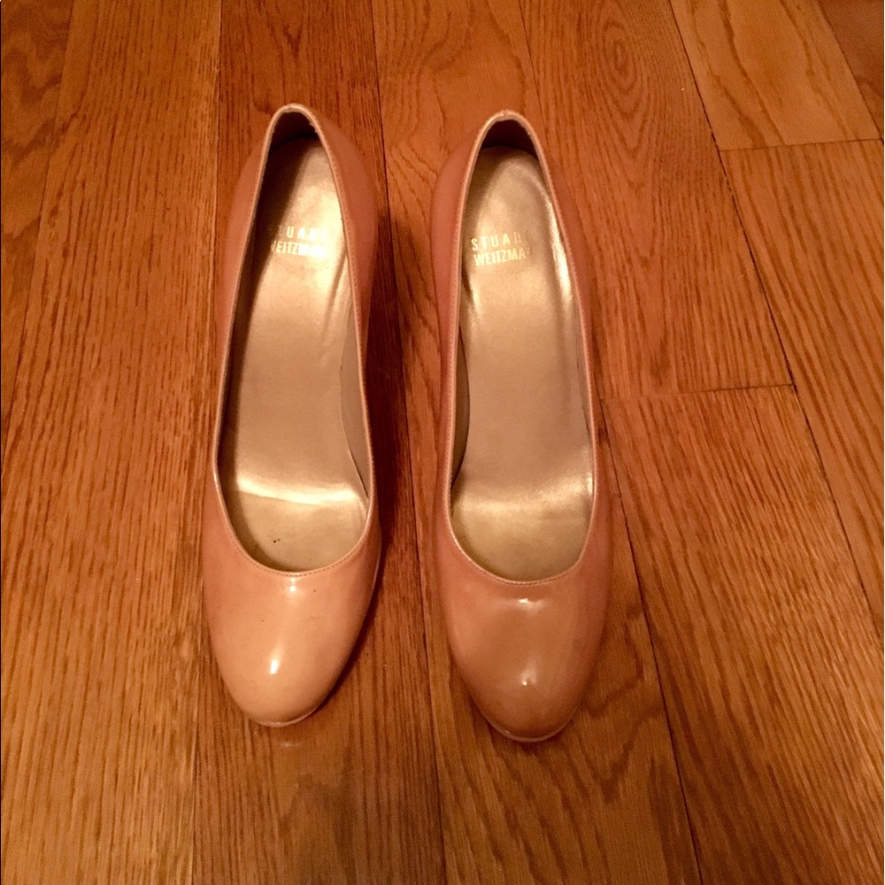 Stuart Weitzman Nude Pumps