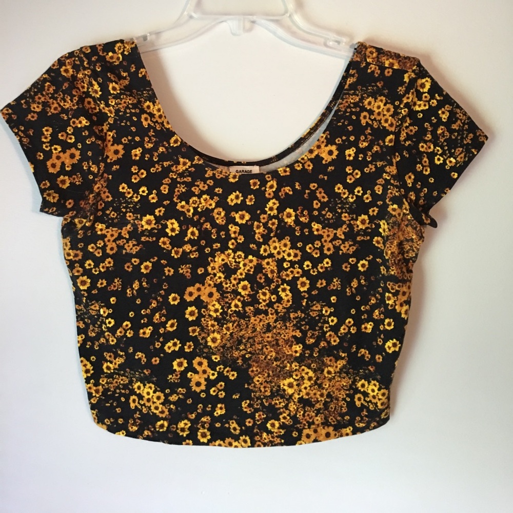 NWOT Sunflower Crop Top