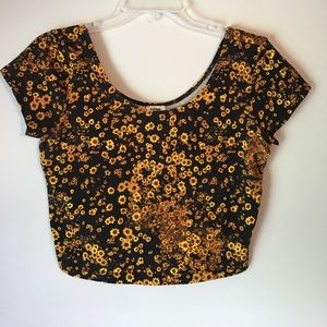 NWOT Sunflower Crop Top