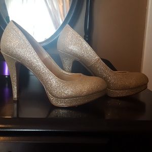 Deb Gold Sparkle heels