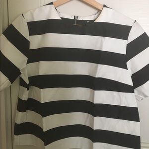🖤NWOT🖤H&M black and white striped top