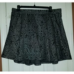 Adorable Torrid skater skirt size 2