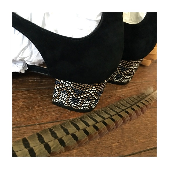 Bettye Muller For Anrthropologie Suede Sandals - Picture 6 of 6