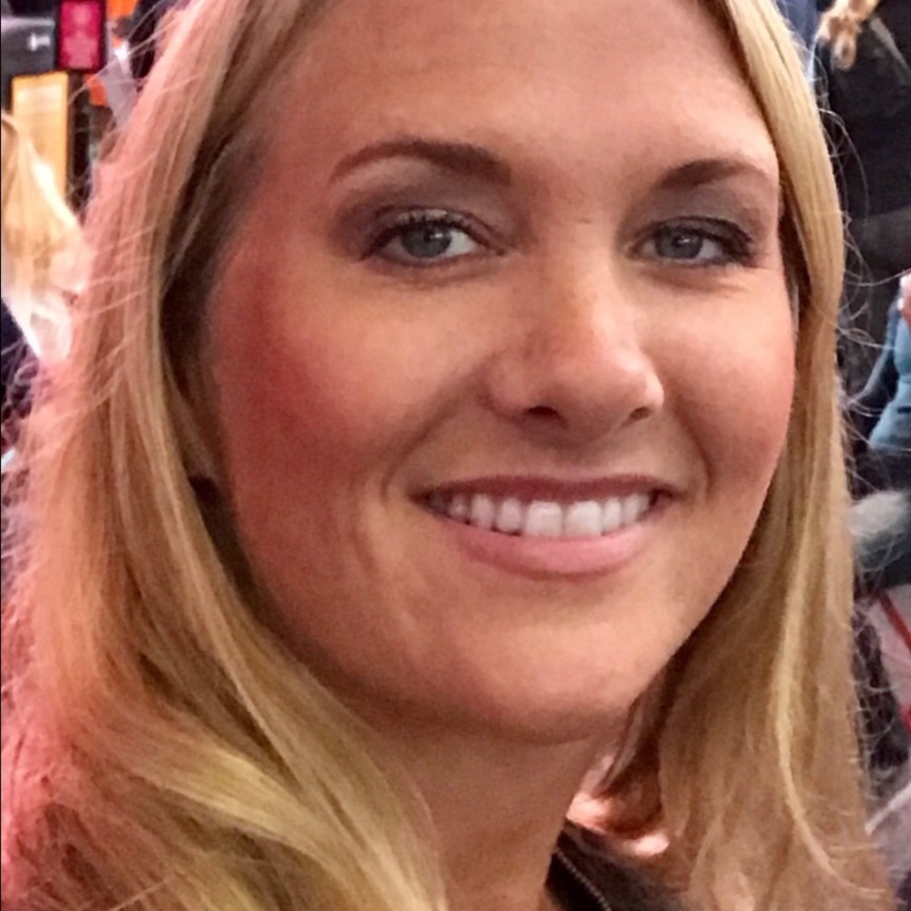 Meet your Posher, Leslie