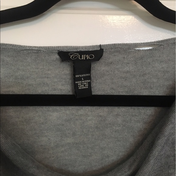 Ruffled thin sweater - Picture 3 of 3